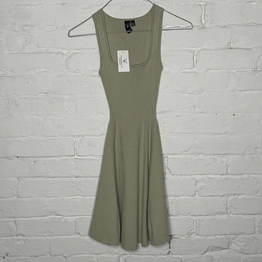 Windsor Dress XS